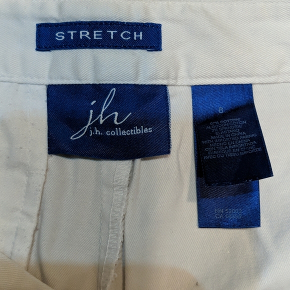 White Capris - Picture 2 of 2